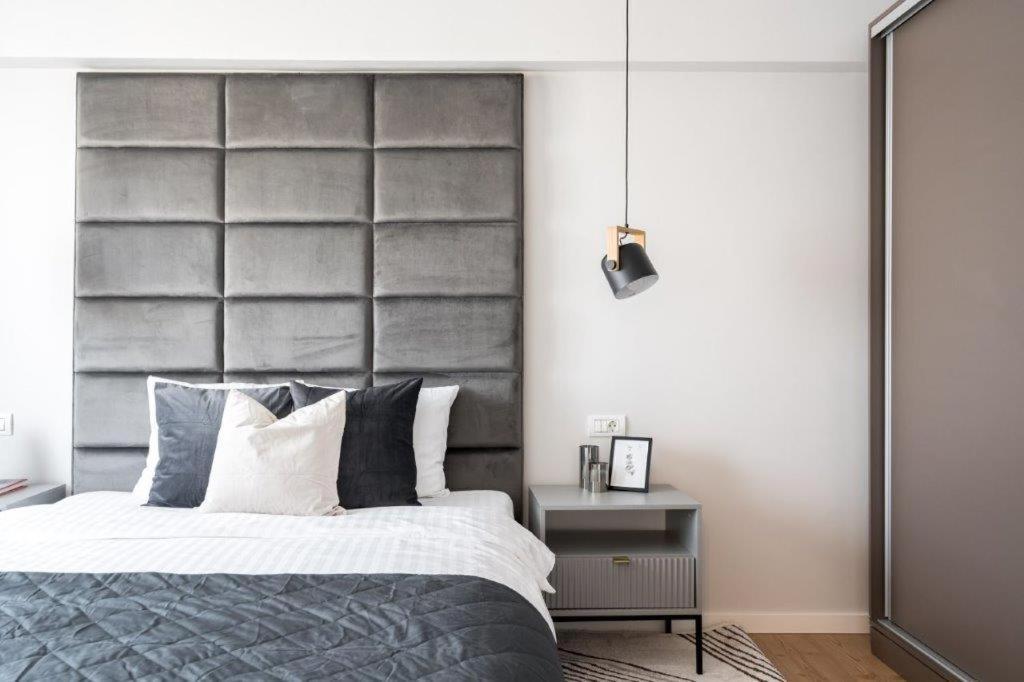 Downtown Modern - 2Br Apartment Бухарест Екстер'єр фото