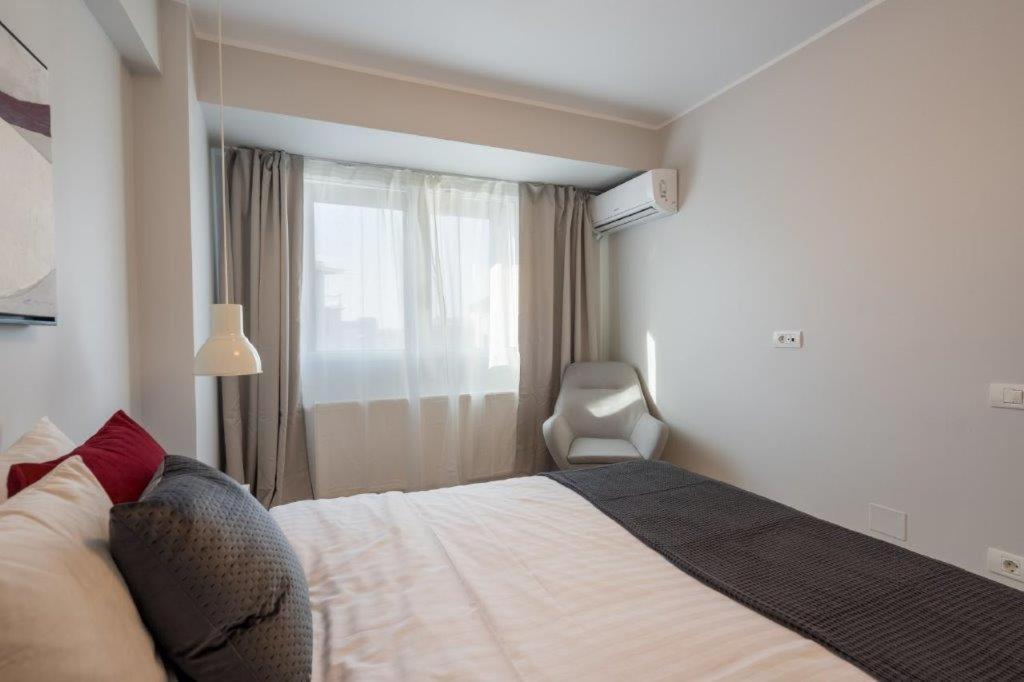 Downtown Modern - 2Br Apartment Бухарест Екстер'єр фото